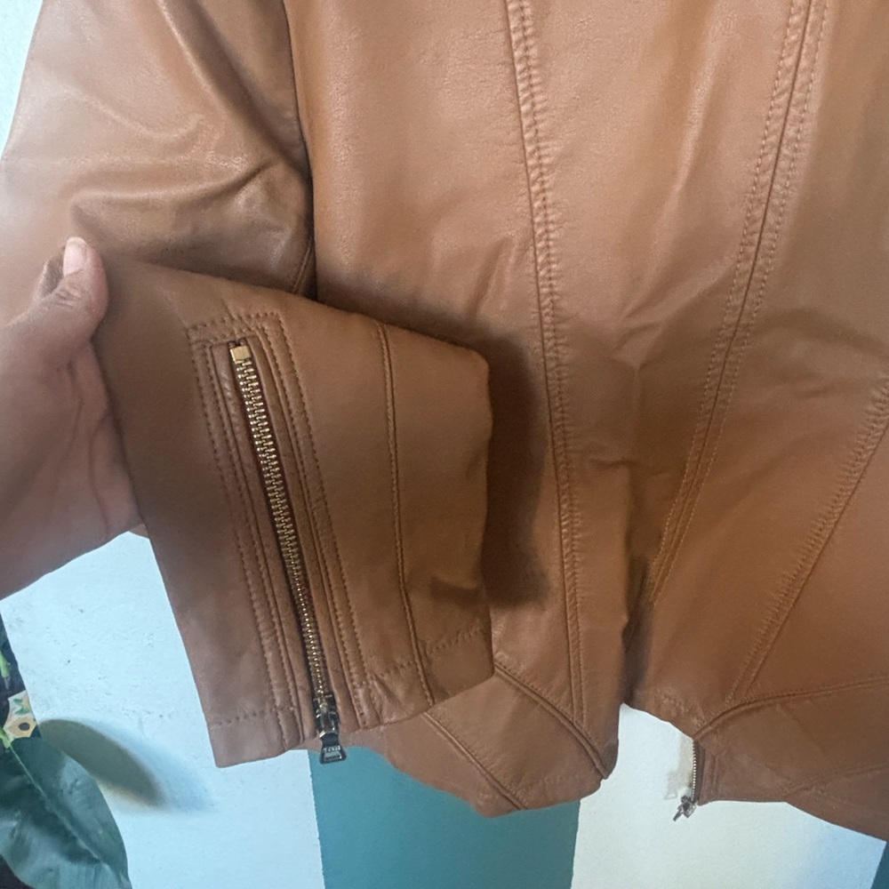 GUESS Women's Tan Faux Leather Moto Jacket - Picture 3 of 6